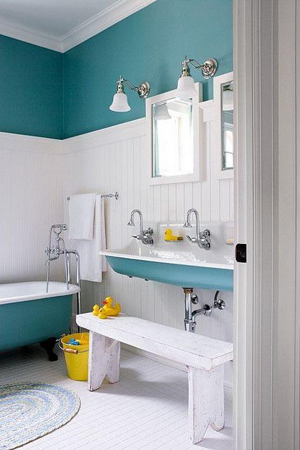 Bathroom for Kids_RenoQuotes.com_salle de bain pour enfants