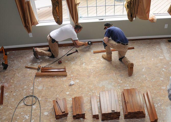 Installation d'un plancher de bois franc