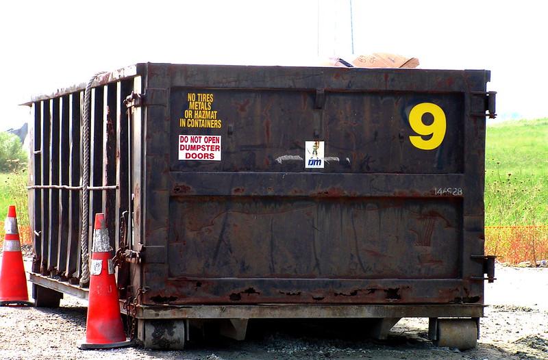 Benne à déchets temporaire pour gérer les déchets de construction