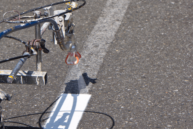 Choisir une bonne peinture pour des lignes de stationnement