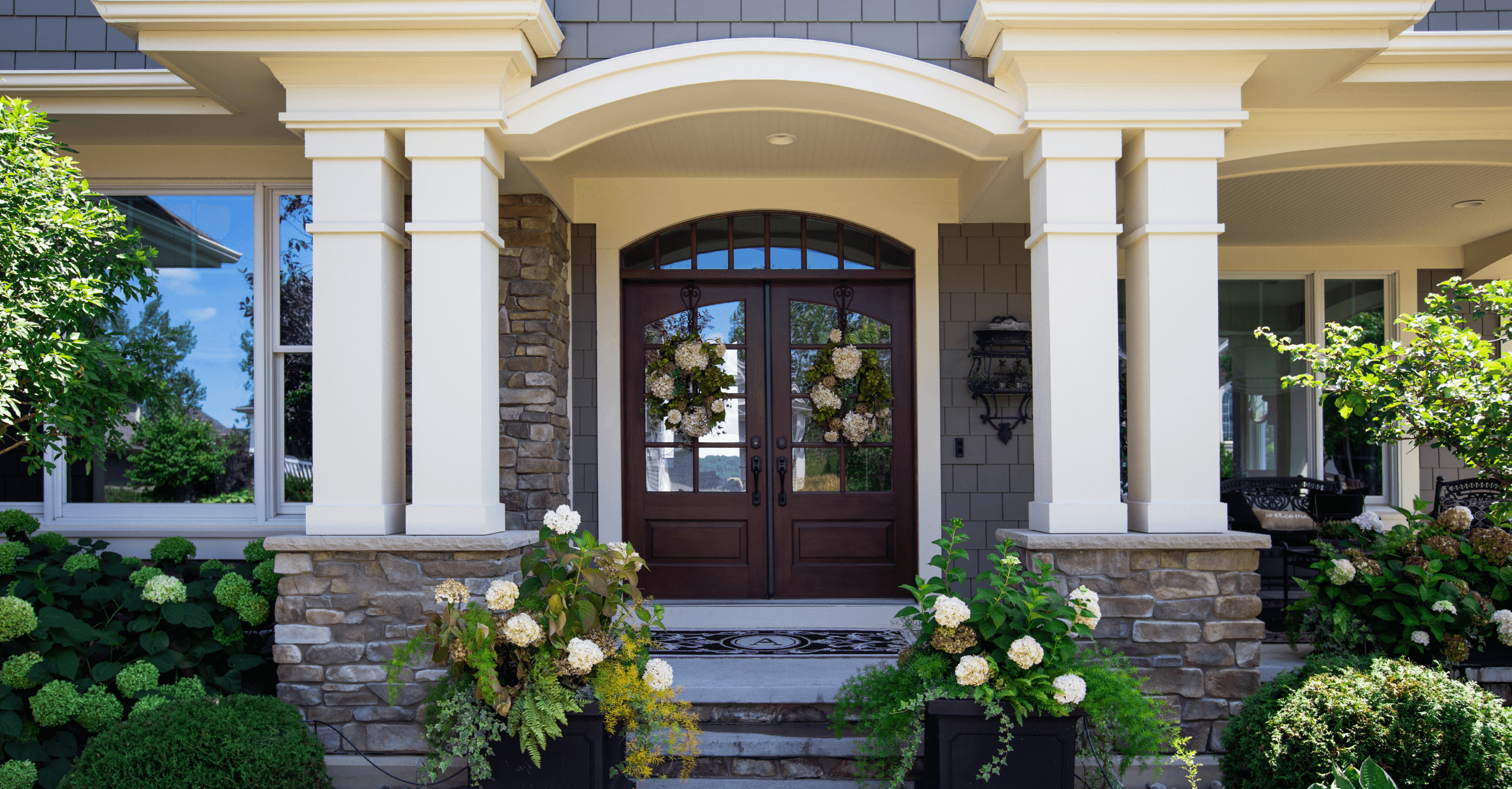  vitrage extérieur de la porte d’entrée