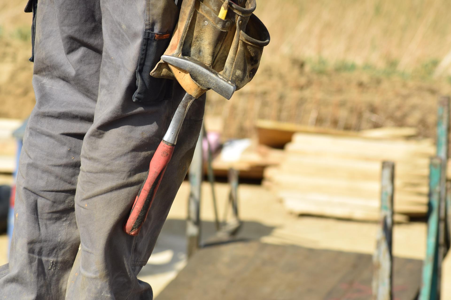 travailleur_Travailler dans le secteur de la construction: partir à son compte ou non?